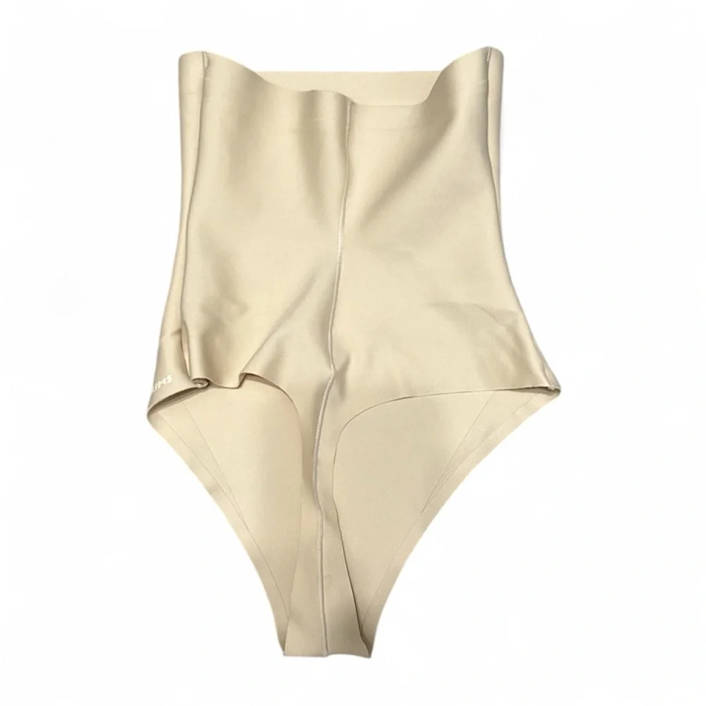 Skims Sand High-Waisted Thong NWT Small in Sand Color - Picture 5 of 7